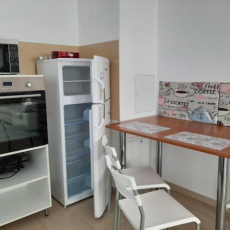 Arad Chic Apartament Uta Exterior photo